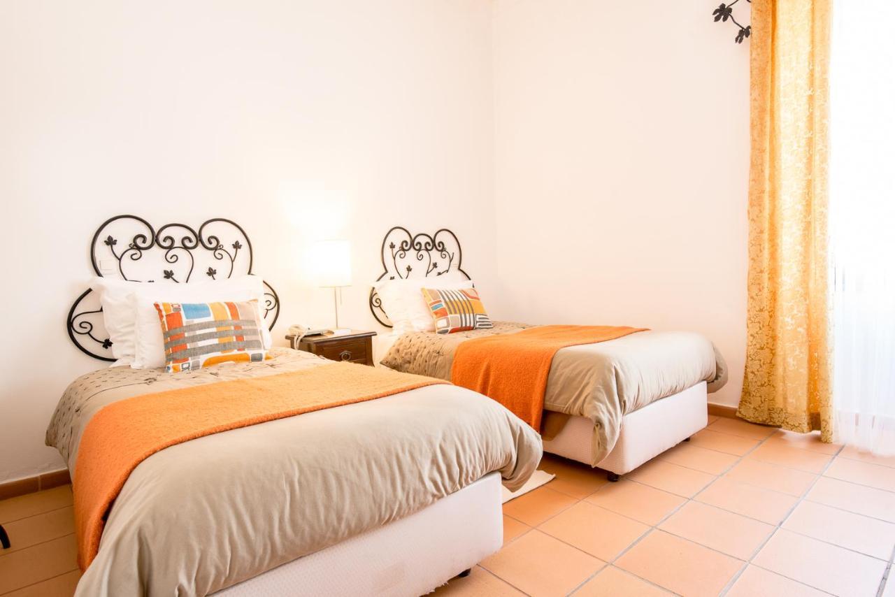 Betica Hotel Rural Pias  エクステリア 写真