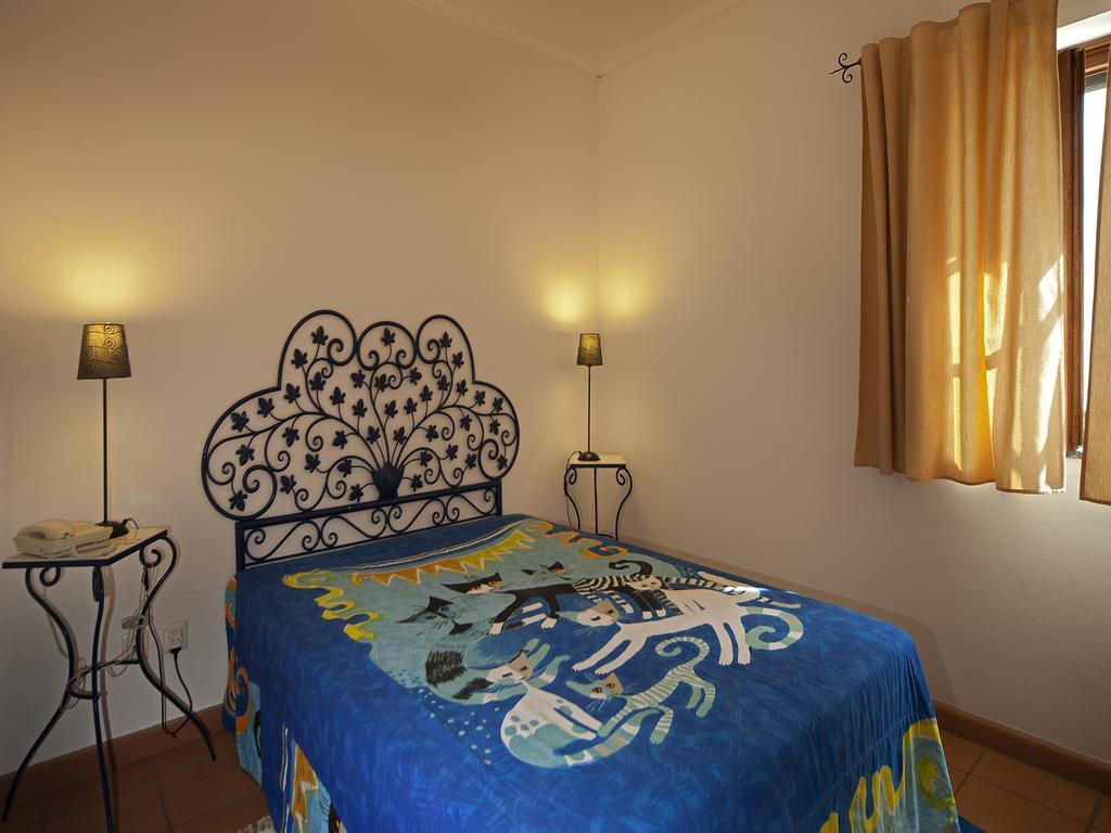 Betica Hotel Rural Pias  エクステリア 写真
